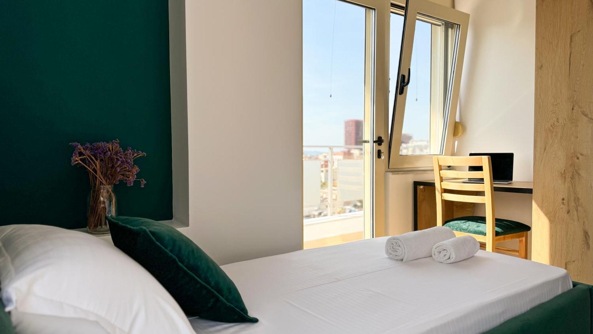 Urban Serenity Skyline Premium - Blloku Appartement Tirana